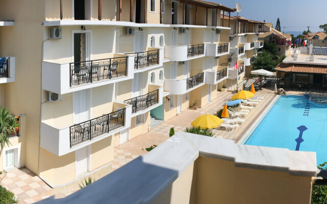 Iniohos Zante Hotel & Suites