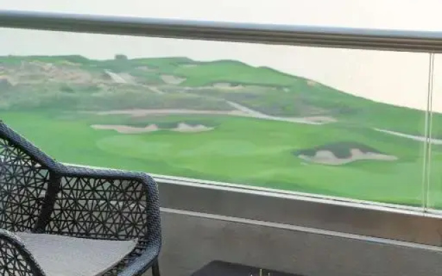 Yas Plaza Mangroves by IHG