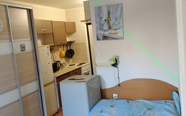 Studiya Rossiya na ulitse Lipovaya 2, Vladivostok Flat