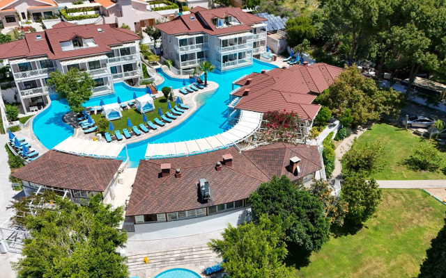 Mozaik Swim Up Hotel