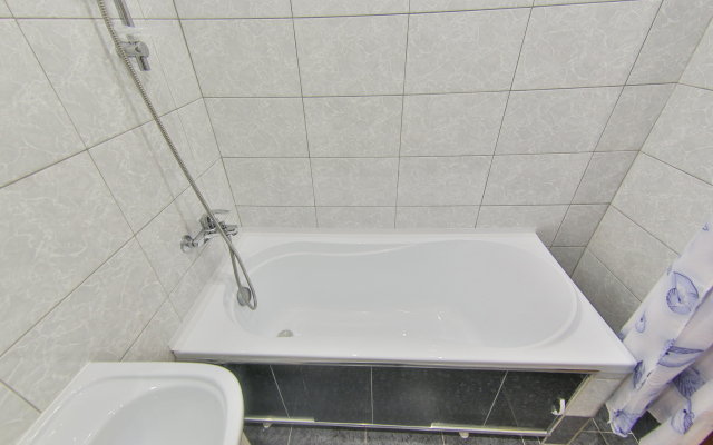 Апартаменты Двухкомнатная Квартира на Космонавте