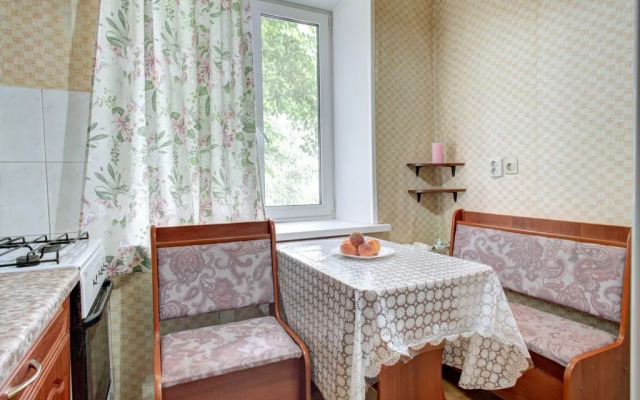 Na Ulitse Uritskogo 44 Flat