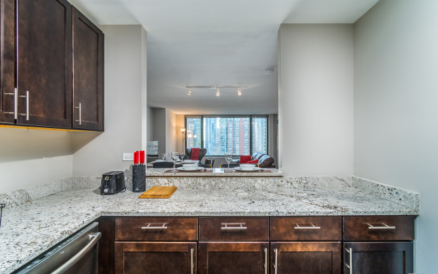 Furnished Suites Near Navy Pier Apartments