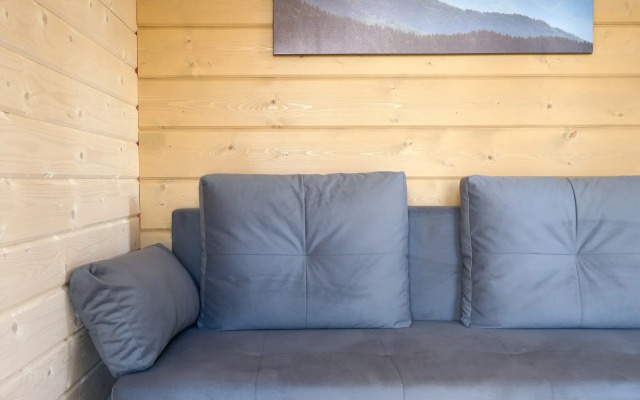 Zagorodny Dom S Terrasoy Guest House