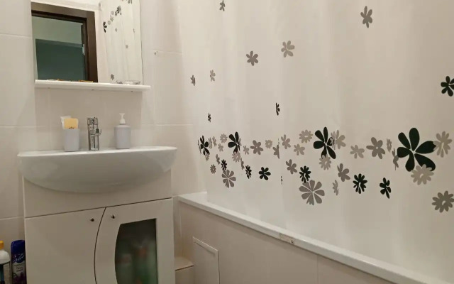 Uyutnaya Atmosfera Na Yeremenko Flat