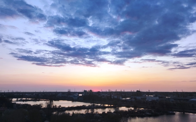 Квартира  MiHome Фантастические Закаты