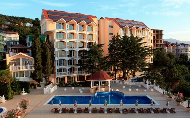 Ivamariya Hotel