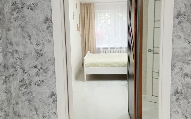 Квартира Двухкомнатная Квартира у НИЦ ИТАЛМАС