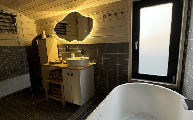 Гостевой дом с французскими панорамными окнами