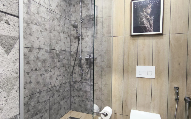 Апартаменты Новые уютные Клен в доме бизнес-класса с охраной