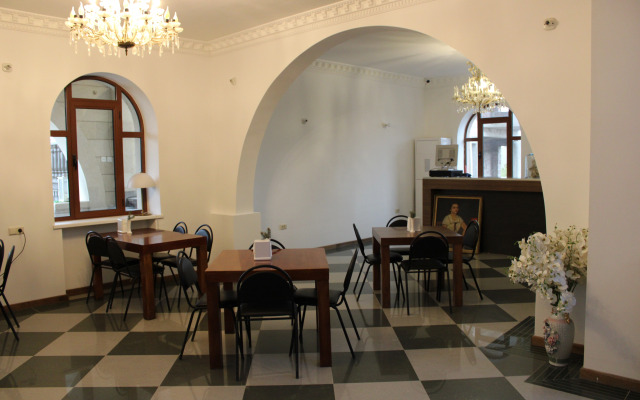 Otyak Hotel