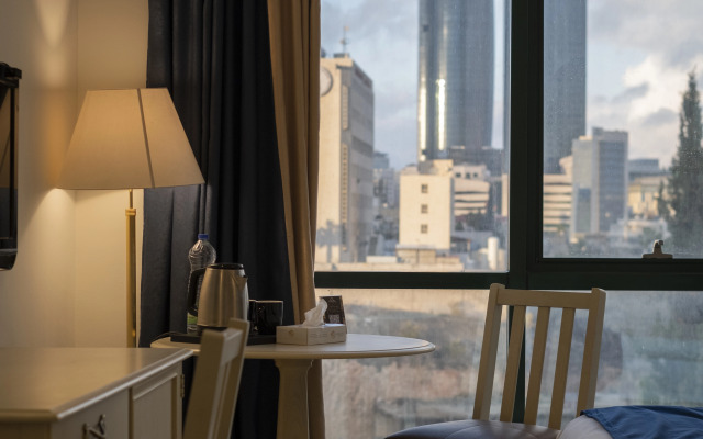 Amman West Luxury Hotel