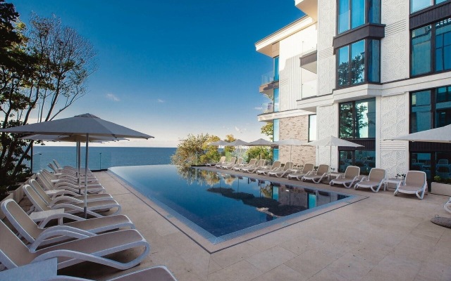 Lazurnyye v Luchezarnom Apartments