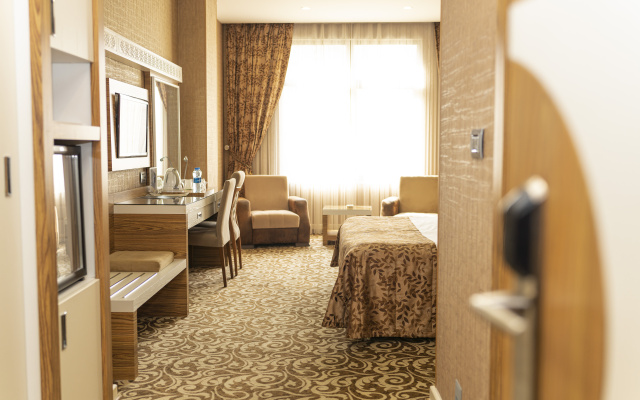 Отель Graaf Hotel