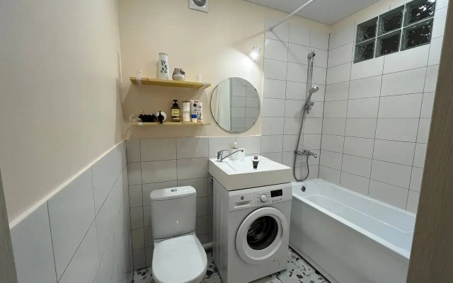 Na Martyna Mezhlauka Flat