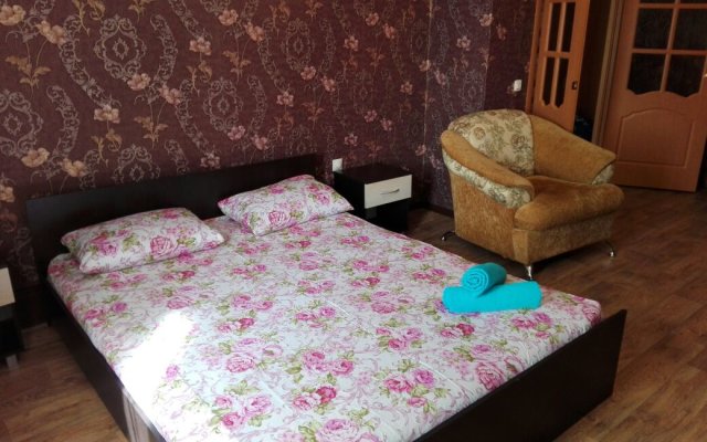 Kvartirnyij Vopros Na Artema 78 Apartments