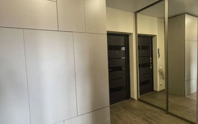 S Dizaynerckim Remontom V Samom Tsentre Irkutcka Flat