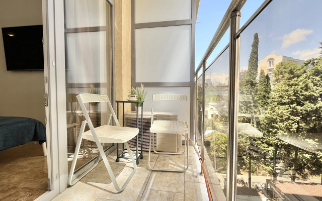 Apartments Alfa Chernomorskaya 27