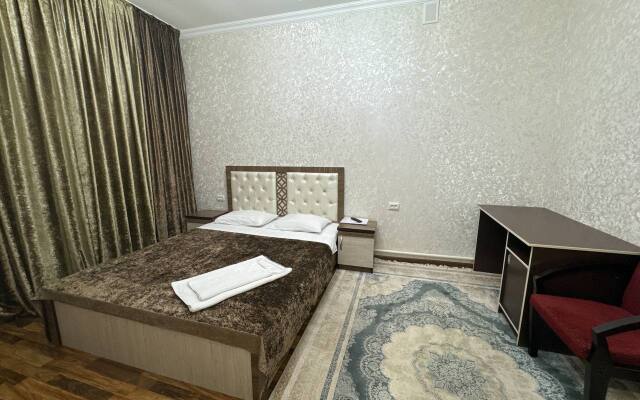 RATMINA Hotel
