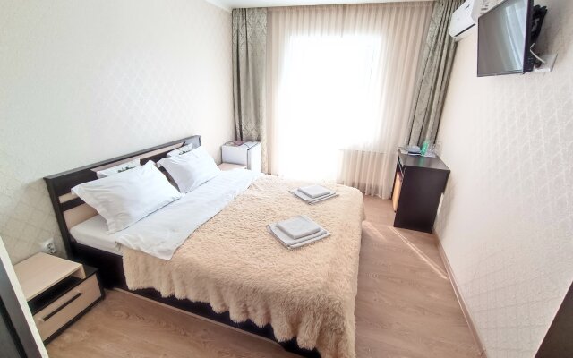 Teploe More Hotel