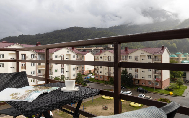 Апартаменты RED APARTMENTS Эстонская 37к4 Тироль