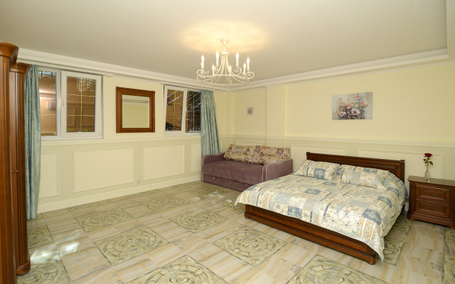 Apartments on Chekhov Street Heart of Yalta