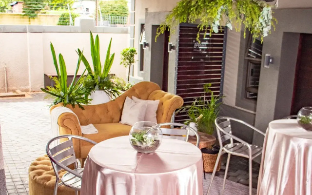 Ночлег и завтрак At 21 Guest House