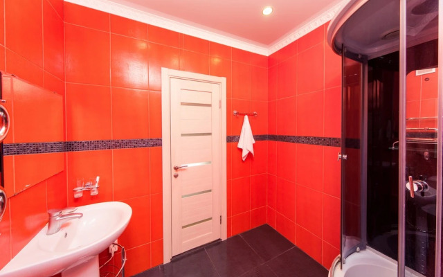 Квартира от компании Хоум Отель на Мичурина 152