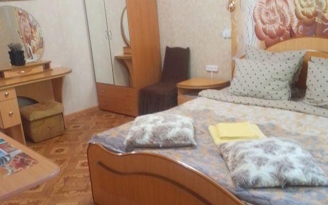 Komfortnaya Studiya V Chastnom Domovladenii Vozle Vokzalov Flat
