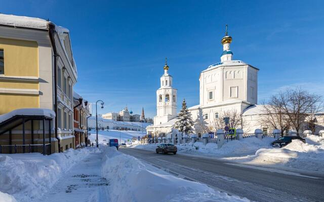 Апартаменты премиум Red Apartments 4-ех местные