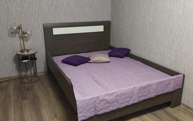 U Muzeya Yantarya Flat