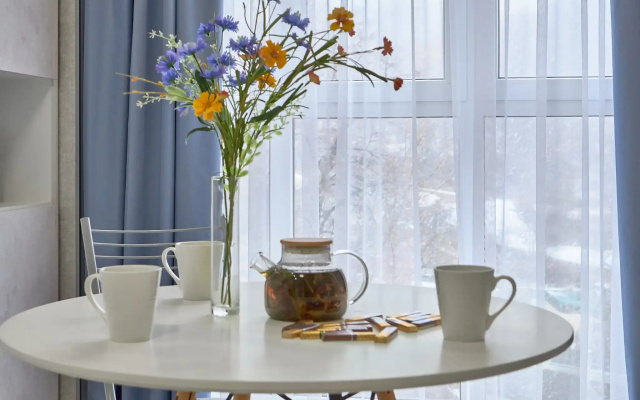 Apartamenty <<Kolokol'cik>> Iriny Savel'evoj s vidom na gory u vhoda v Nacional'nyj Park