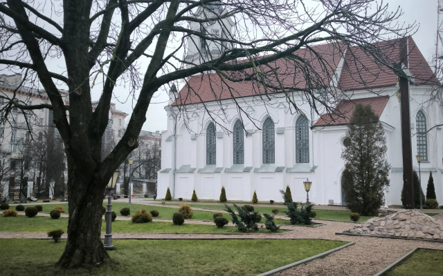 Prospekt Nezavisimosti 44, Supertsentr, Dvushka Apartments