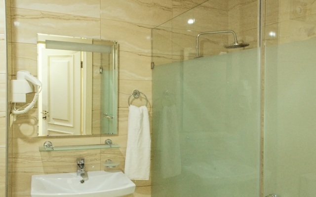 Salyut Hotel