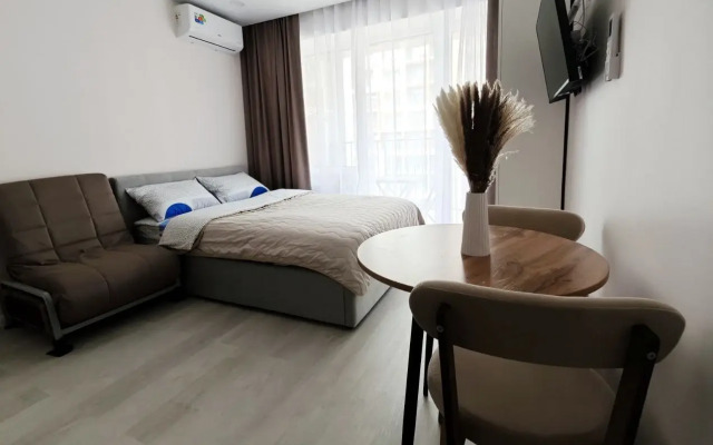 S Dizaynerskim Remontom I Vidom Na More Flat