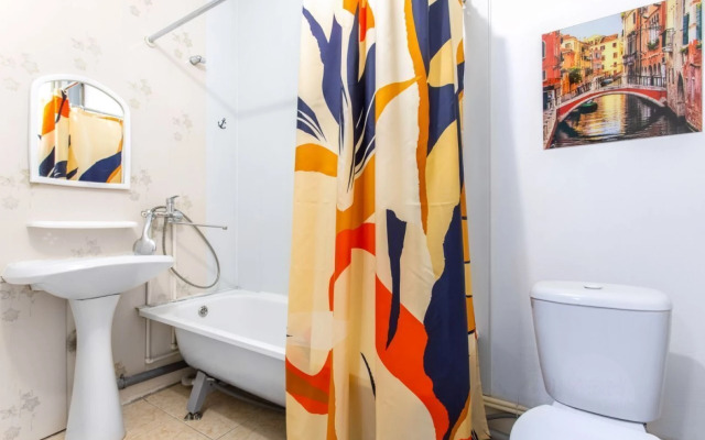 Na Sukhodolskoy Ulitse 16 Flat