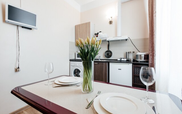 Red Kramskogo Florenciya Apartments