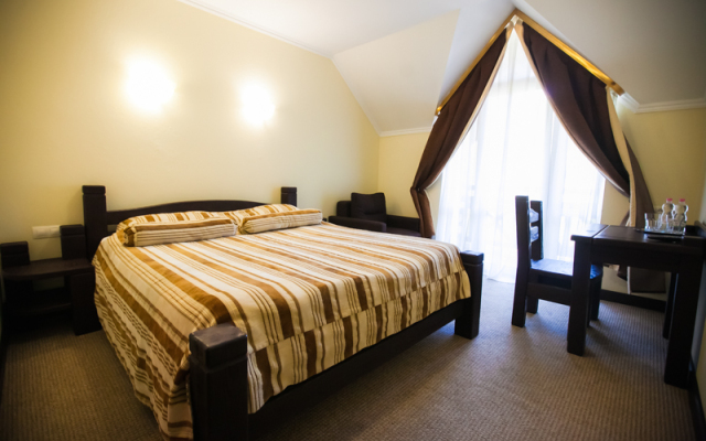 Rubel Hotel