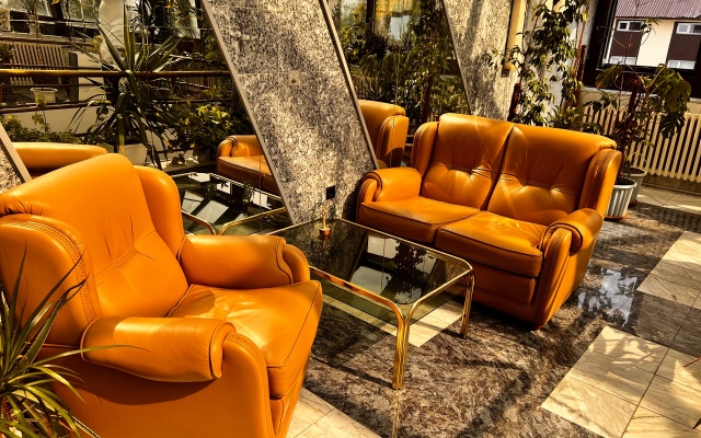 Adriya Hotel