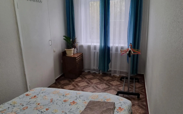 Dvukhkomnatnaya S Otlichnym Raspolozheniem Flat