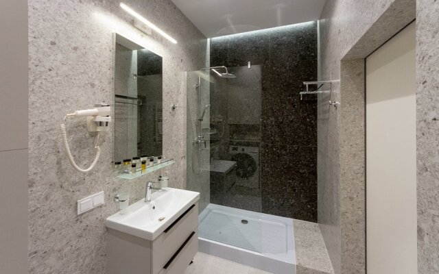 4kayf Atlantis 388 s vidom na more Apartments