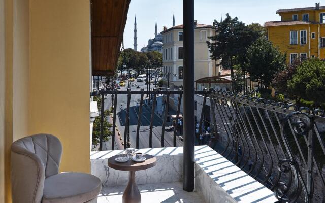 Boutique Saint Sophia Hotel