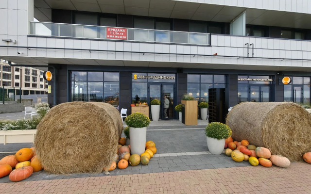 Oliviya U Morya Flat