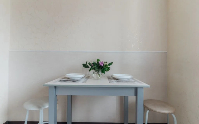 Апартаменты 2-к квартира Каракозова 10