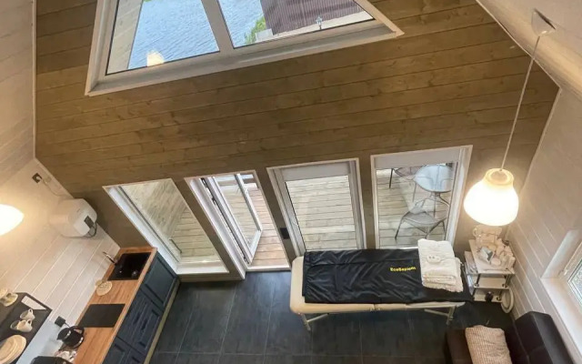 Dom na ozere Private house