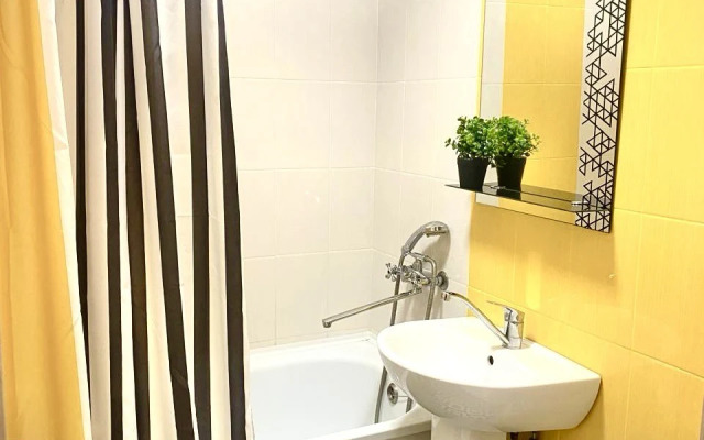 Квартира 2-комнатная с балконом в центре на Ленина