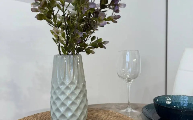 Студия Myrrh на Бульваре Рокоссовского с красивым видом из окна