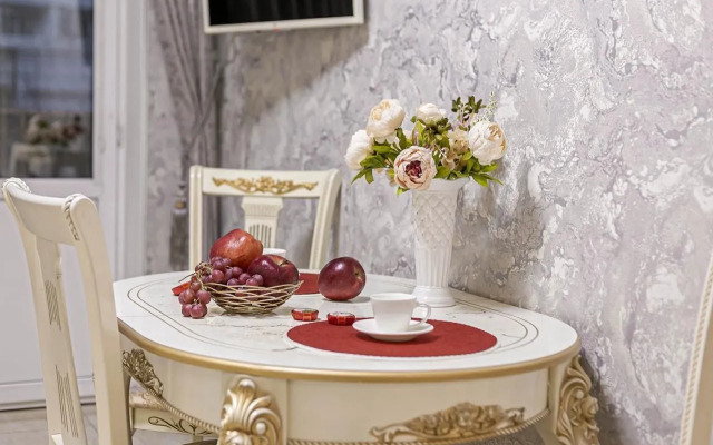 V Krasnoflotskom Pereulke 1 Flat
