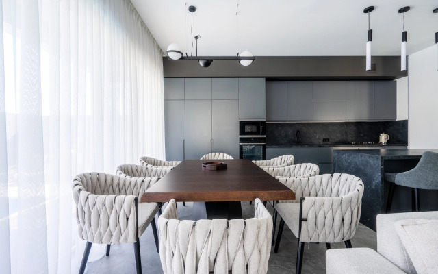 Частный дом 2-х этажный коттедж с дизайнерским ремонтом