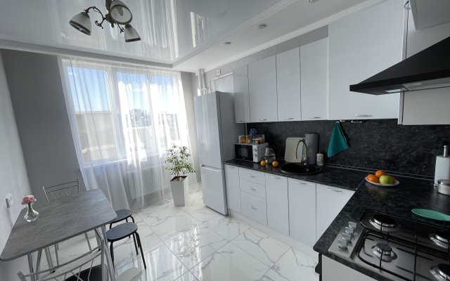 V ZHK Semeyniy Apartments